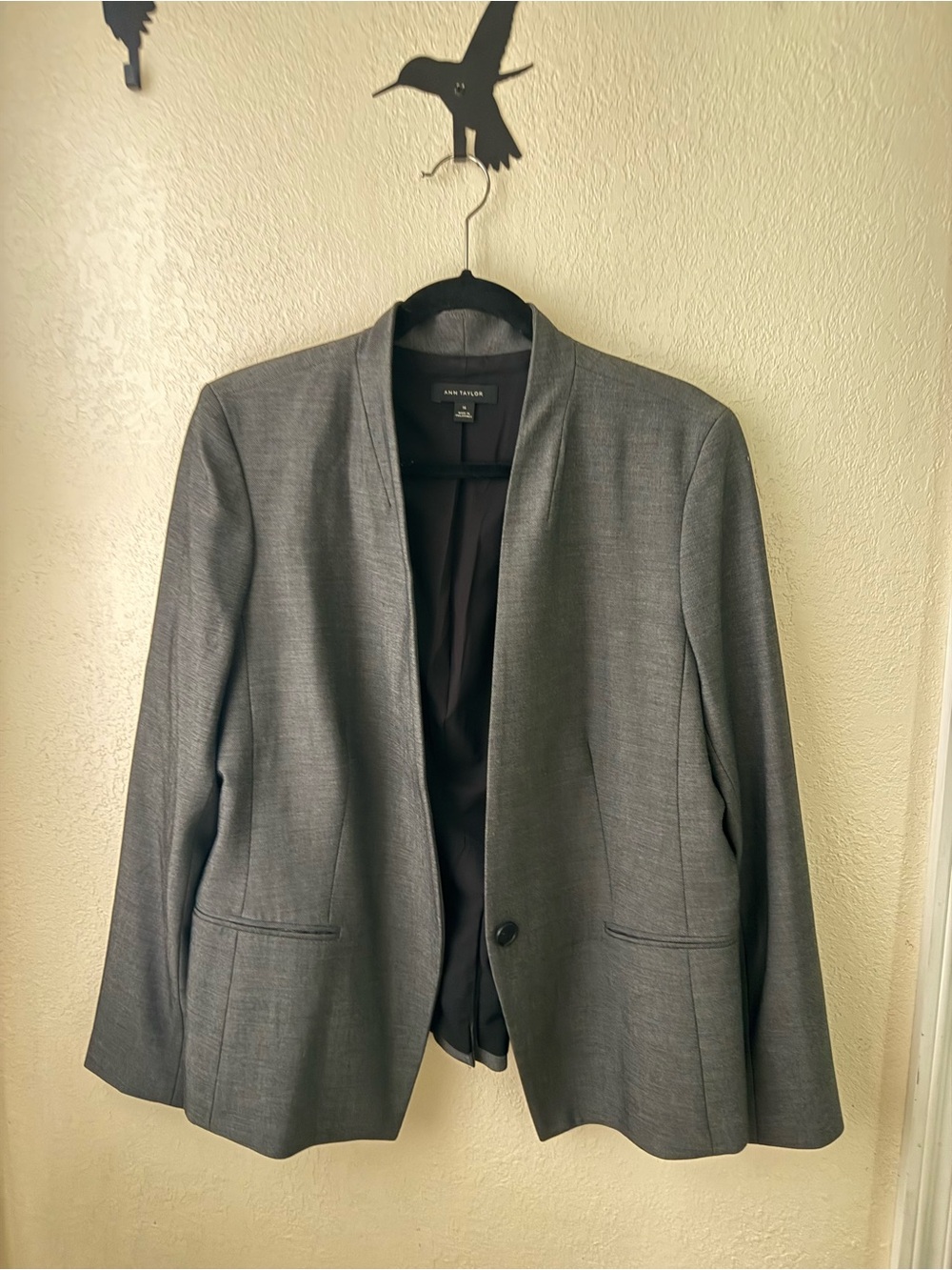 Ann Taylor Medium Gray Single-Button Blazer